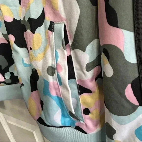 GUC Adidas XL size 16 girls 3-stripe jacket in a fun colorful camo. Athletic - Picture 11 of 16